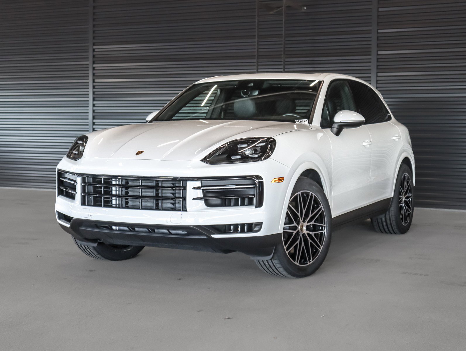 2024 Porsche Cayenne Standard's photo