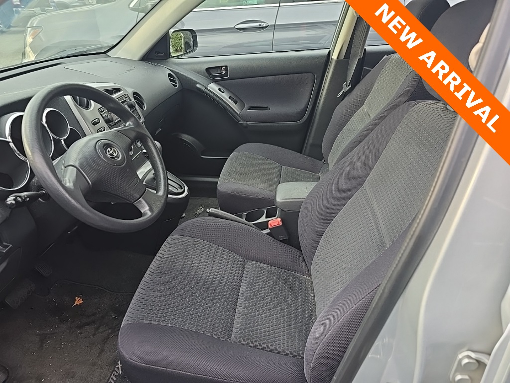 2006 Toyota Corolla Matrix L photo 6