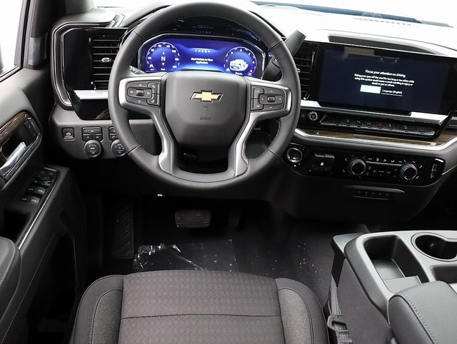 2025 Chevrolet Silverado 2500HD LT photo 14