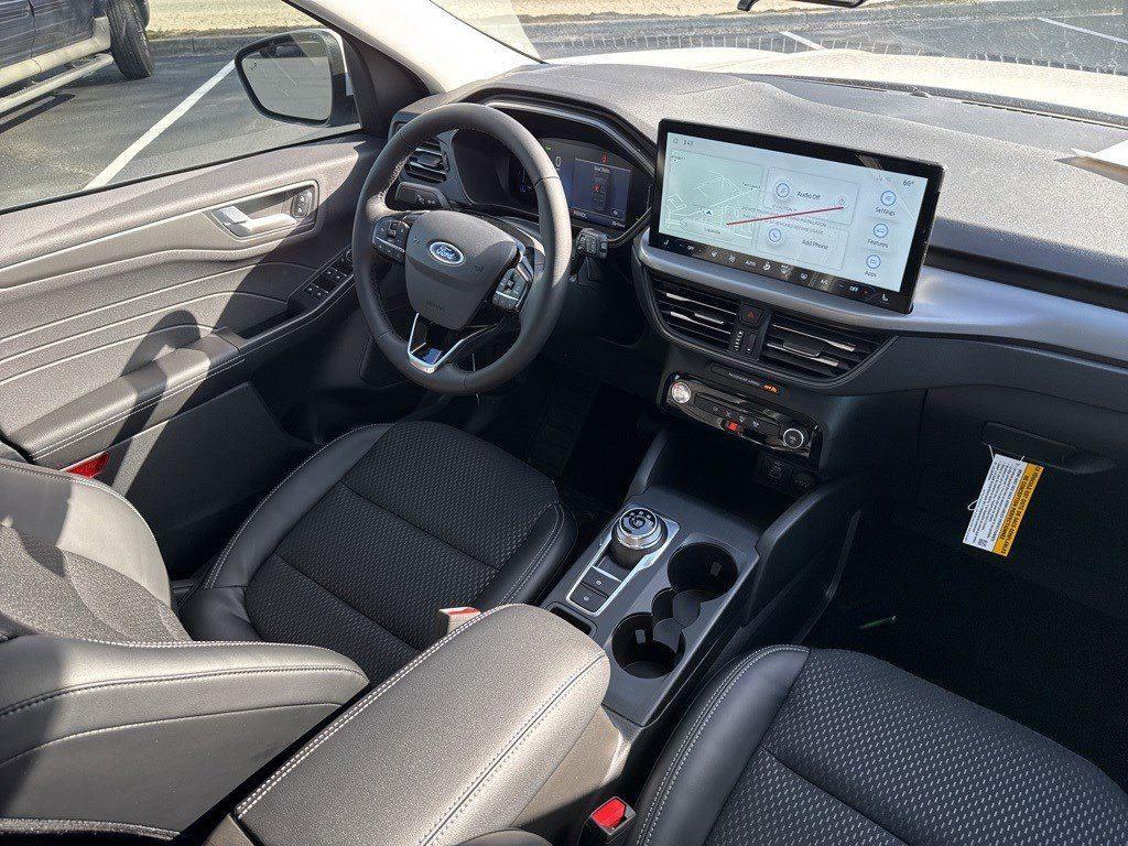 2025 Ford Escape Plug-In Hybrid photo 16