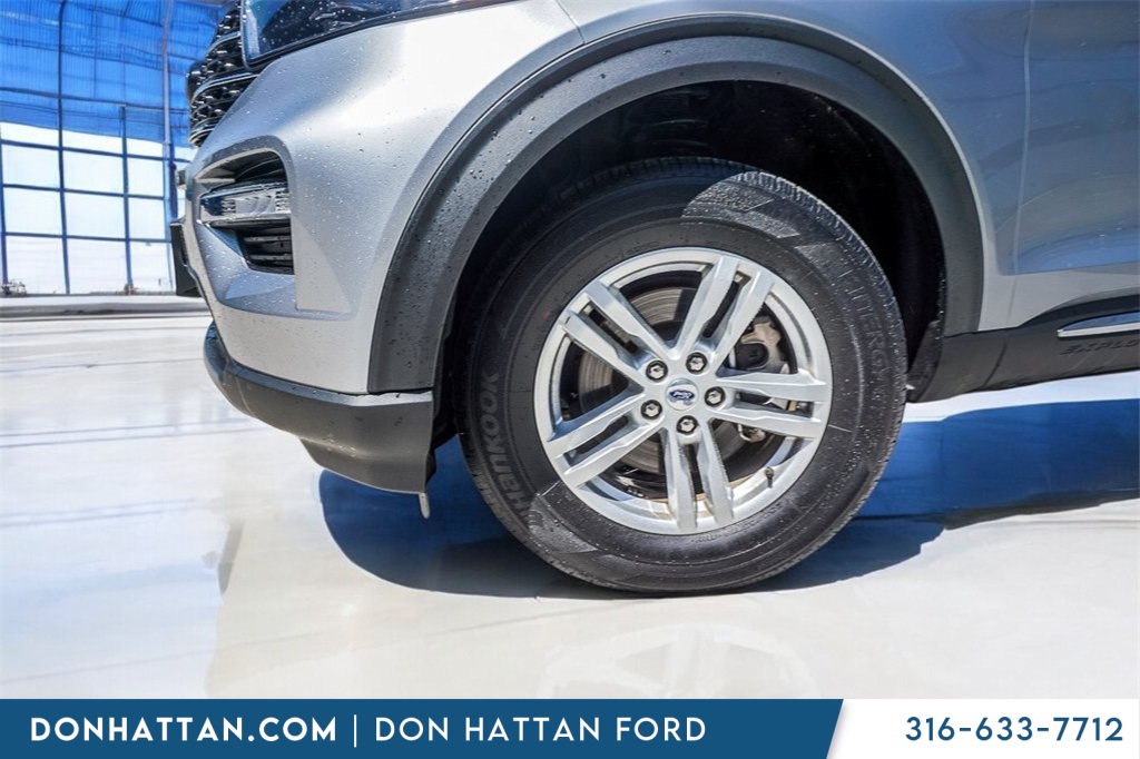 2023 Ford Explorer XLT photo 35