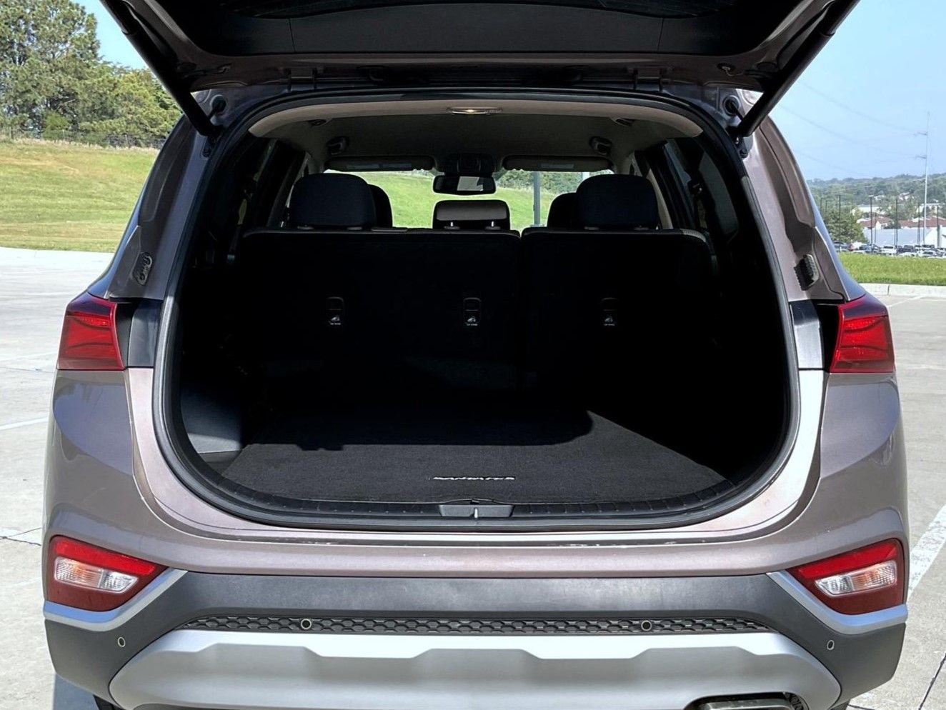 2020 Hyundai Santa Fe SEL photo 21