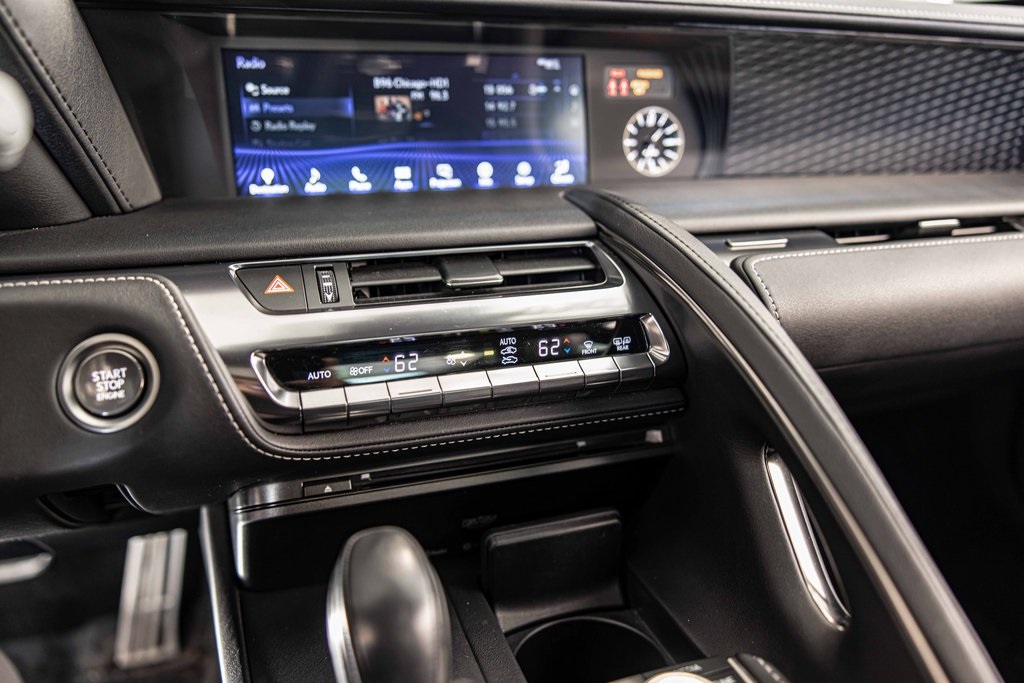 2018 LEXUS LC - Image 30