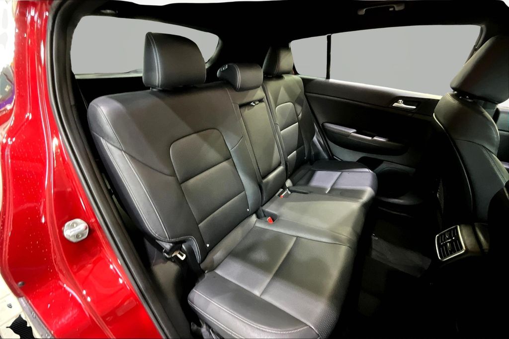 2020 Kia Sportage S photo 16