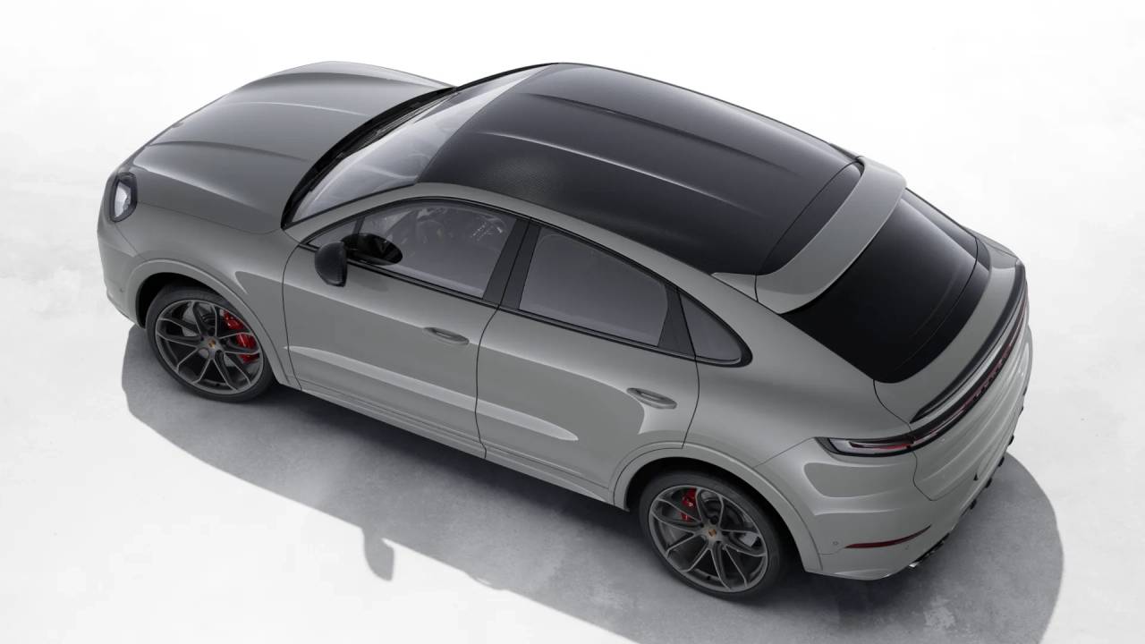 2026 Porsche Cayenne S Coupe photo 3
