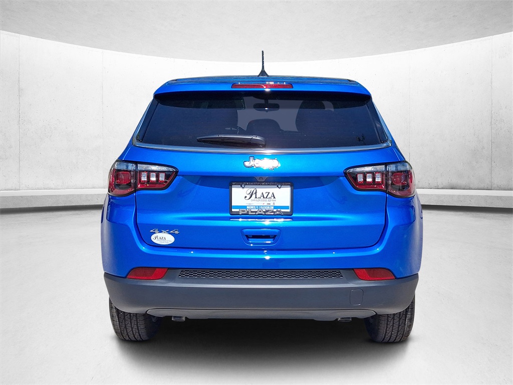 2025 Jeep Compass Sport photo 4