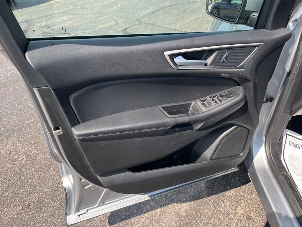 2024 Ford Edge SEL photo 15