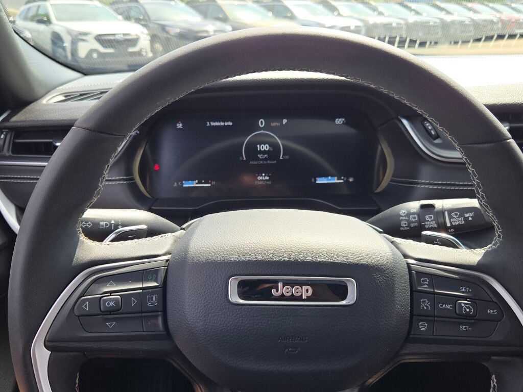 2024 Jeep Grand Cherokee Altitude X photo 30