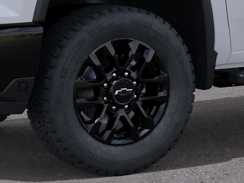 2025 Chevrolet Silverado 2500HD Custom photo 7