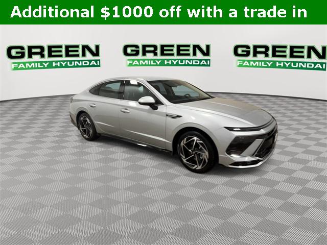 2026 Hyundai Sonata SEL Sport photo 2