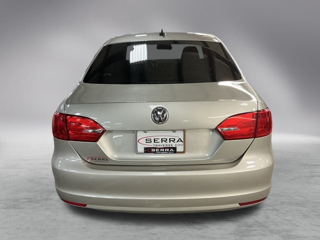 2013 Volkswagen Jetta TDI photo 4