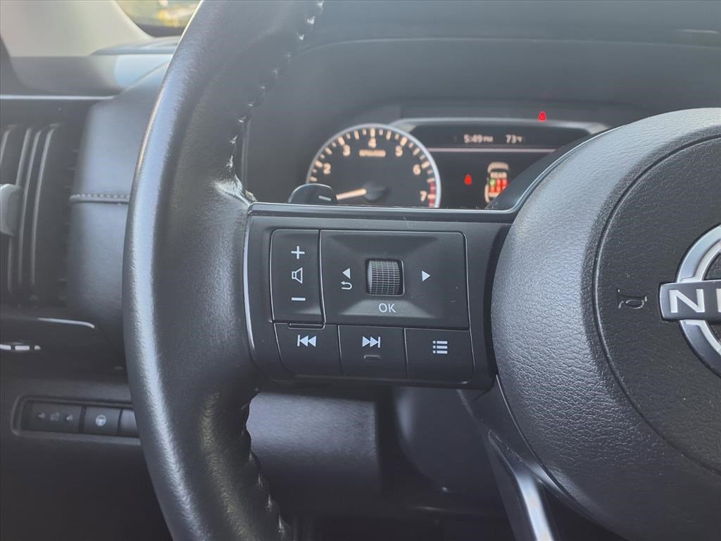 2024 Nissan Pathfinder SV photo 14