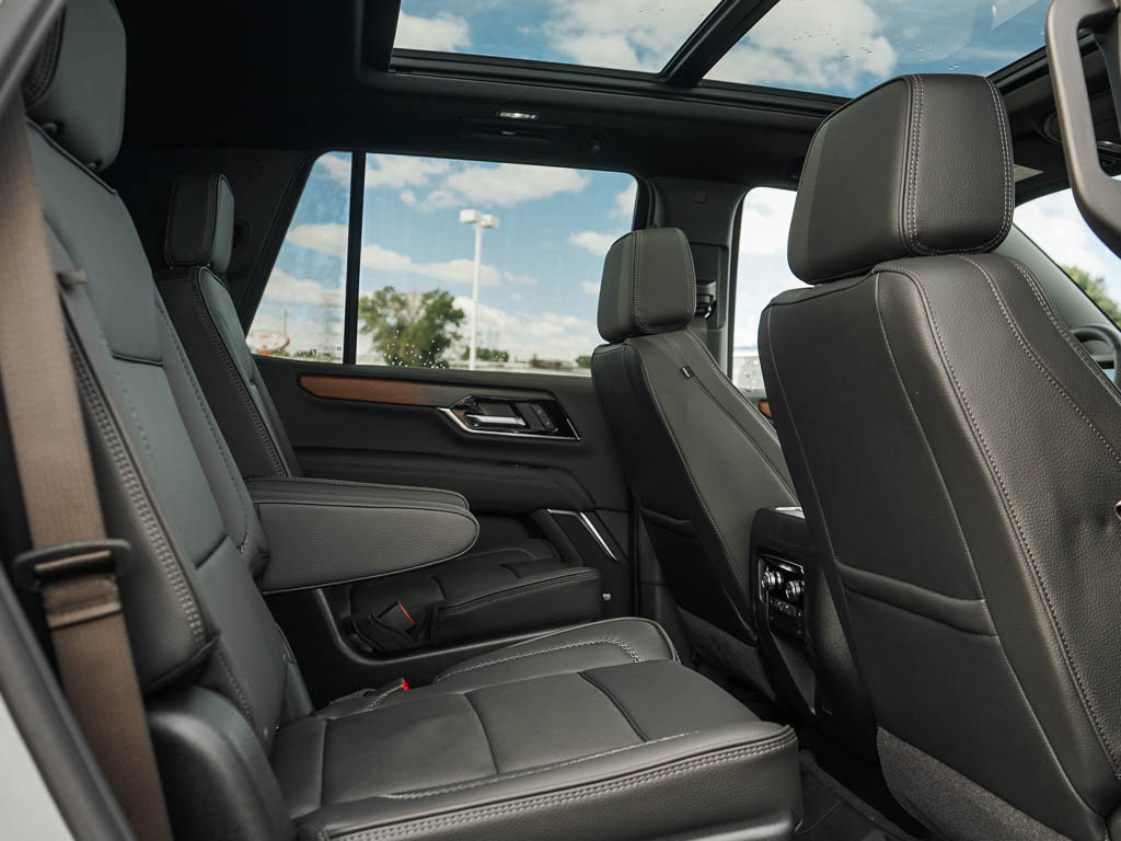 2025 Gmc Yukon Denali photo 11