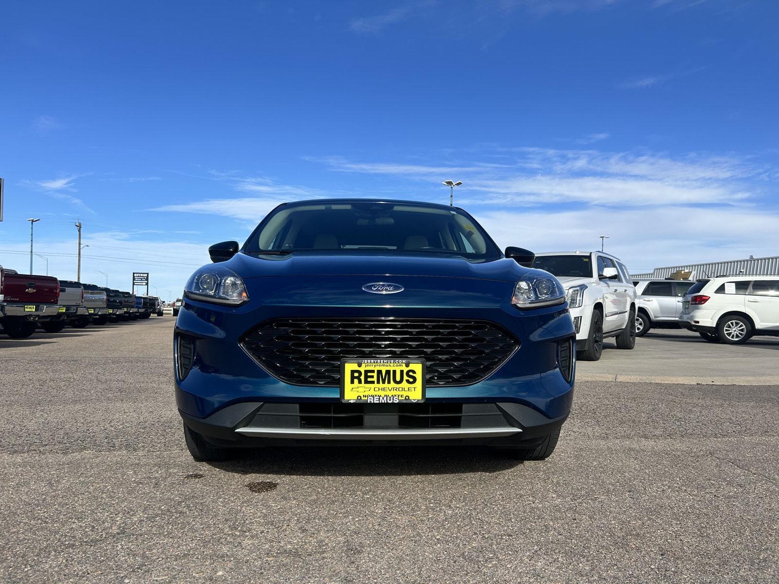 2020 Ford Escape SE Sport Hybrid photo 2