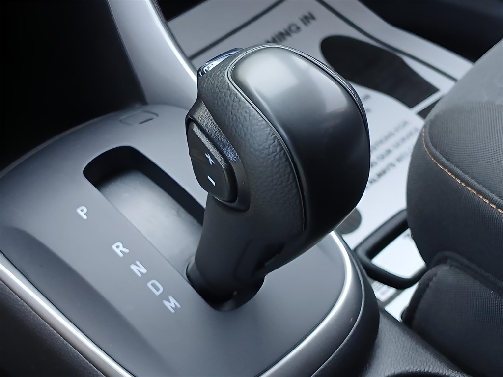 2022 Chevrolet Trax LS photo 11