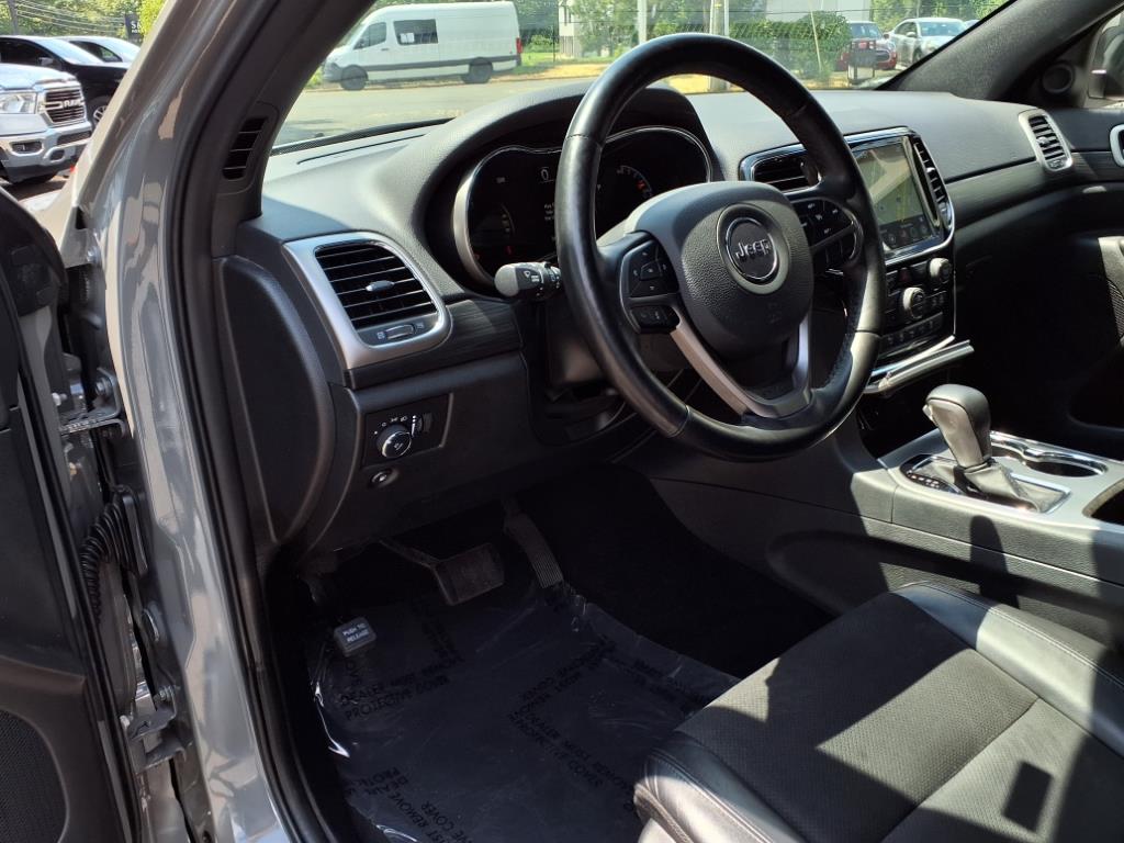 2021 Jeep Grand Cherokee Laredo X photo 9