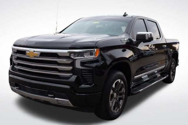 2023 Chevrolet Silverado 1500 High Country photo 4