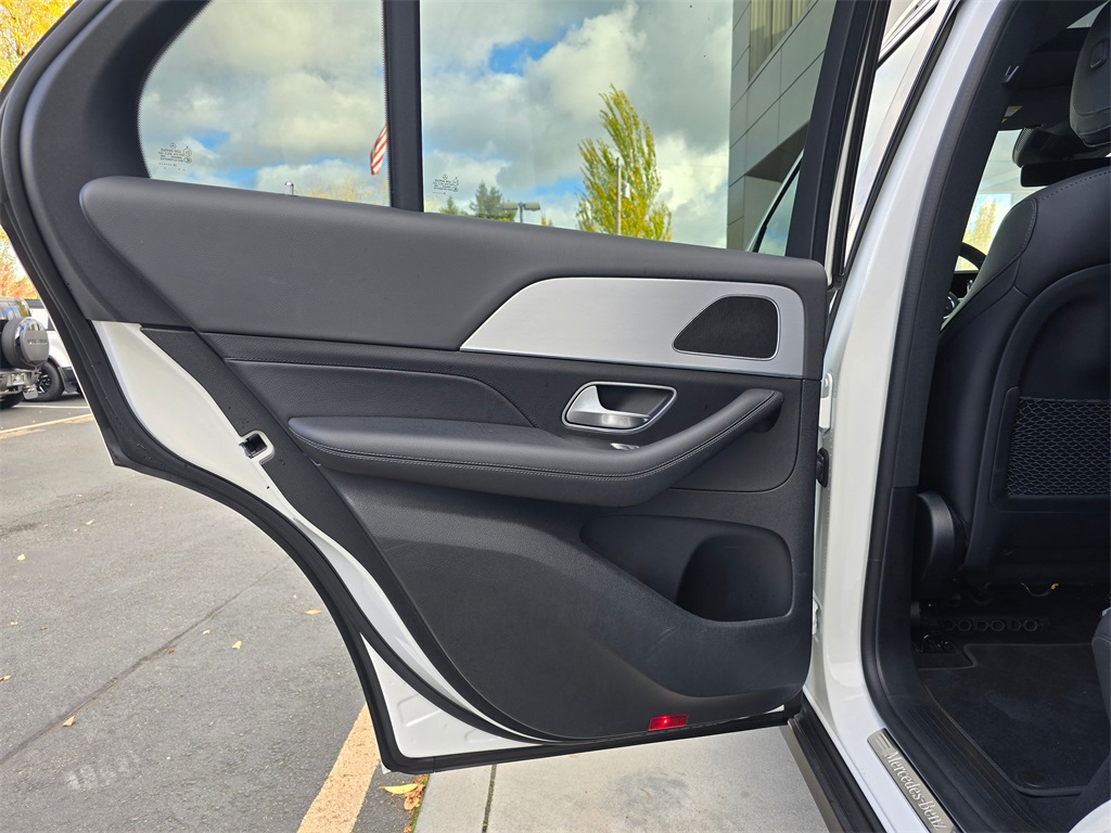 2024 Mercedes Benz GLE 350 4MATIC photo 25