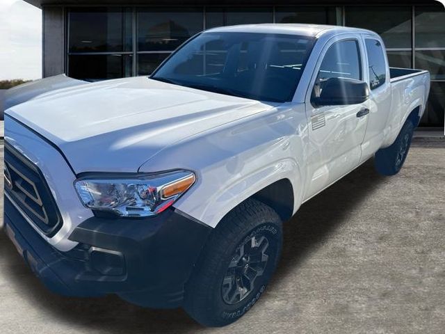 2022 Toyota Tacoma SR Access Cab photo 2