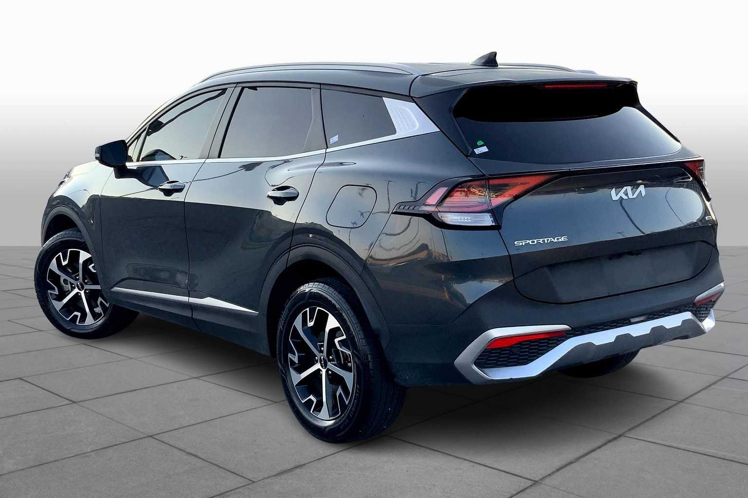 2023 Kia Sportage Hybrid EX photo 7