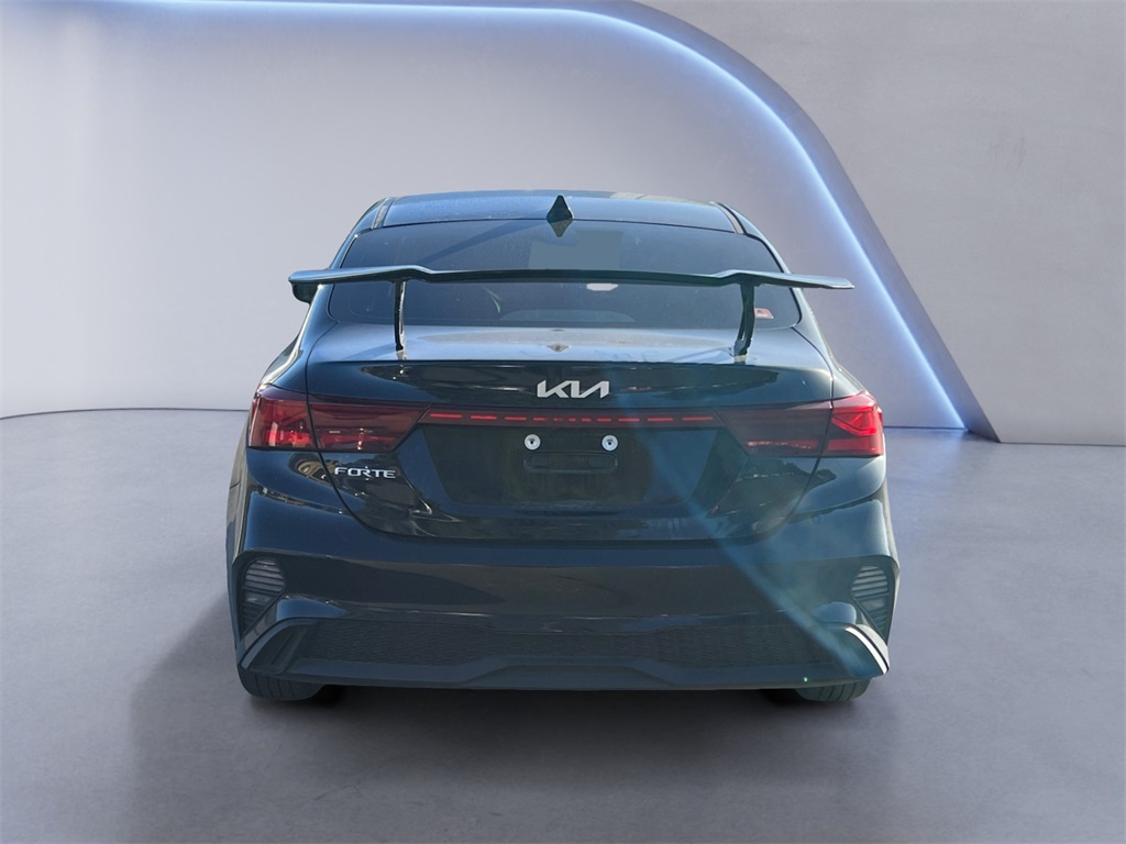 2024 Kia Forte LXS photo 4