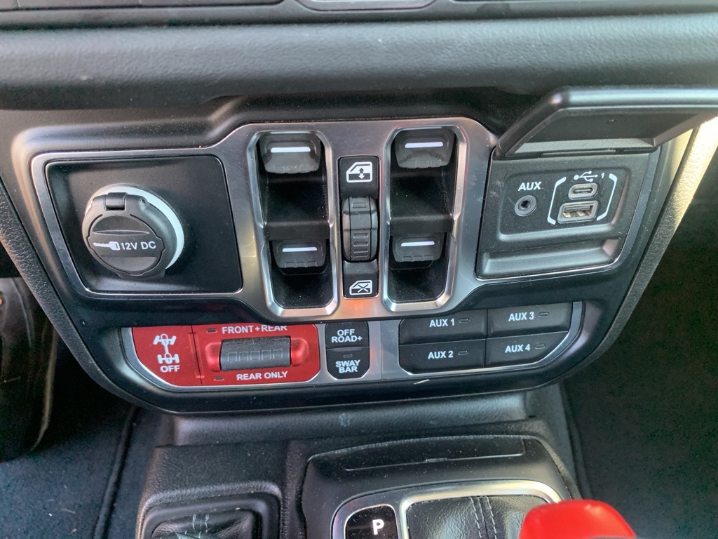 2024 Jeep Wrangler Rubicon 4xe photo 18