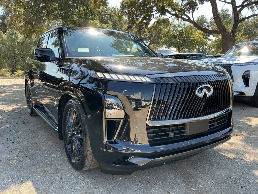 2026 Infiniti QX80 photo 4