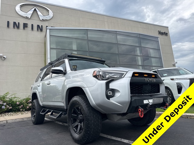 2021 Toyota 4Runner Off-Road's photo