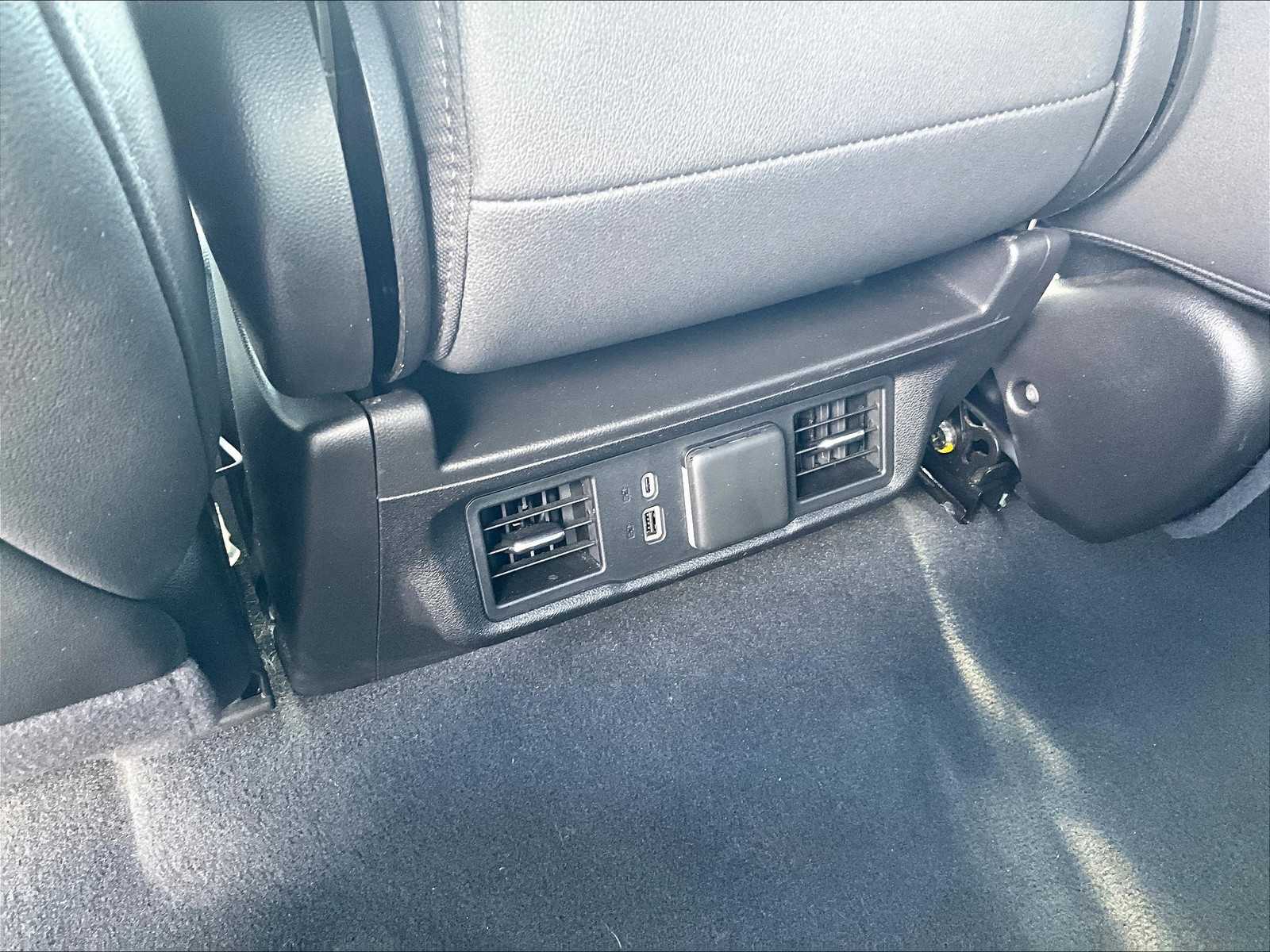 2024 Gmc Sierra 1500 SLT photo 28