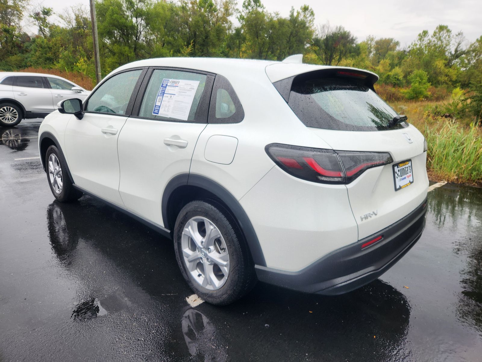 2023 Honda HR-V LX photo 4
