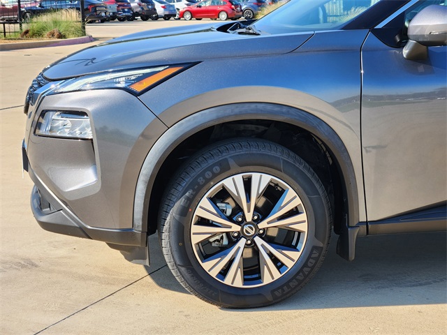 2021 Nissan Rogue SV photo 8