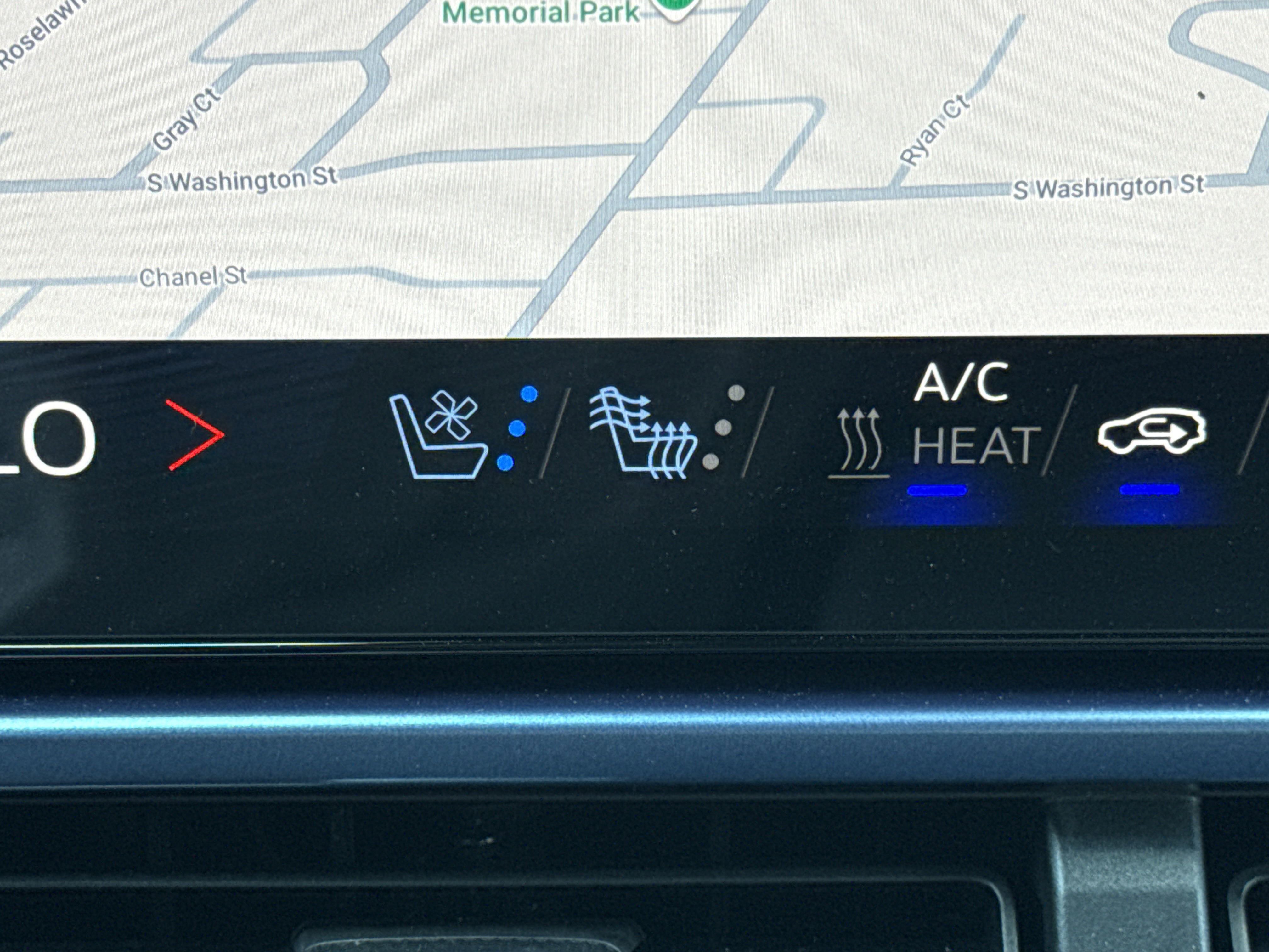 2025 Chevrolet Equinox EV 1LT photo 11