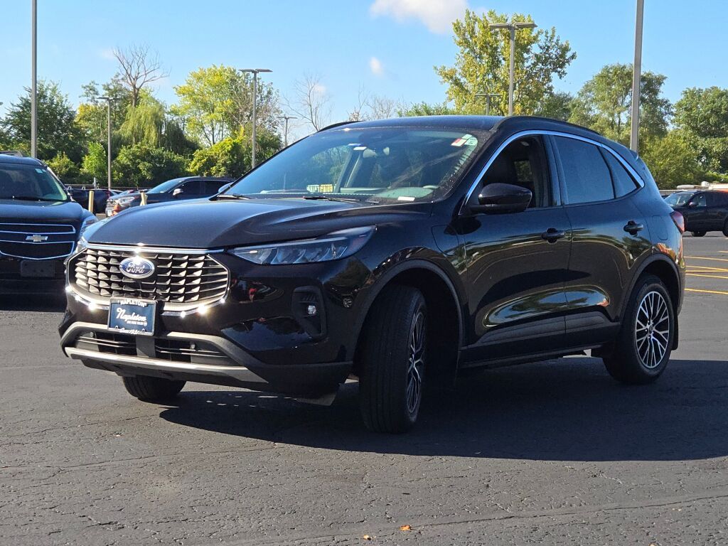 2024 Ford Escape Plug-In Hybrid Base photo 4