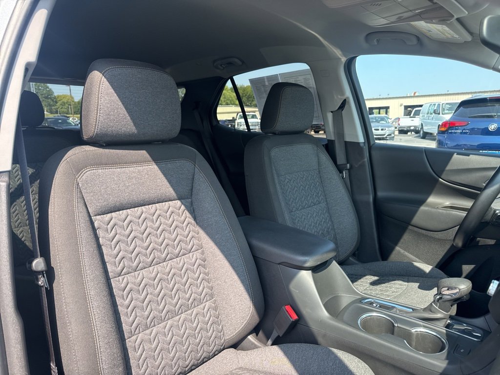 2023 Chevrolet Equinox LT photo 11