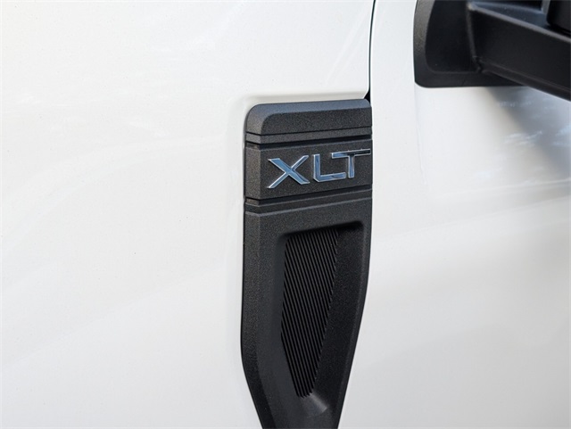 2025 Ford Maverick XLT photo 4