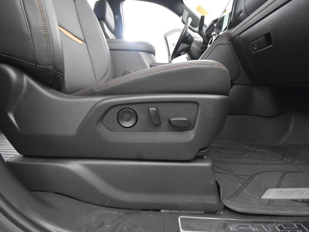 2024 Gmc Sierra HD AT4 photo 39