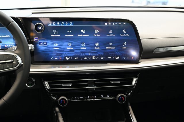 2026 Chevrolet Traverse photo 14