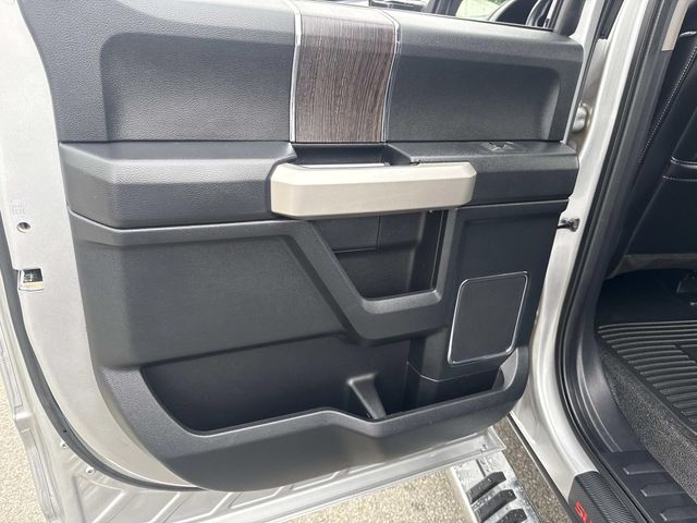 2021 Ford F-350 photo 16