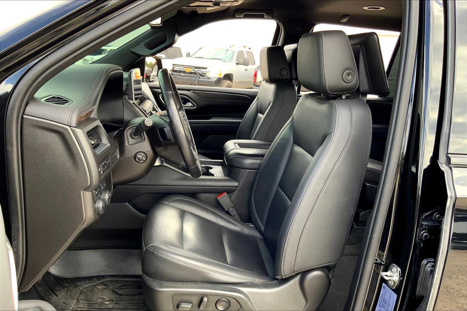 2021 Chevrolet Tahoe Z71 photo 6