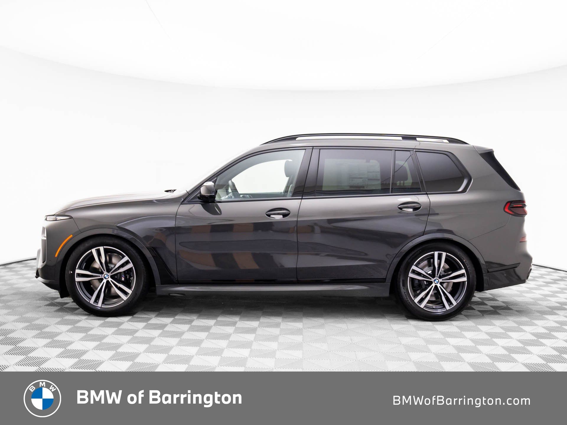 New 2026 Dravit Grey Metallic BMW M60i image 2