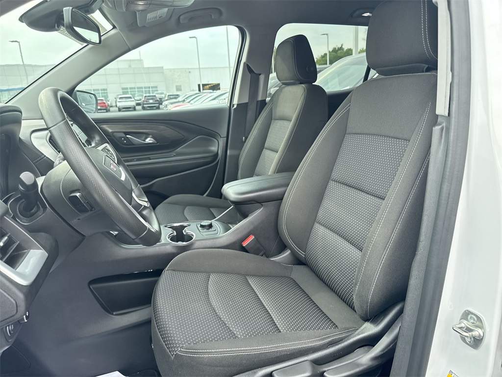 2024 Gmc Terrain SLE photo 15