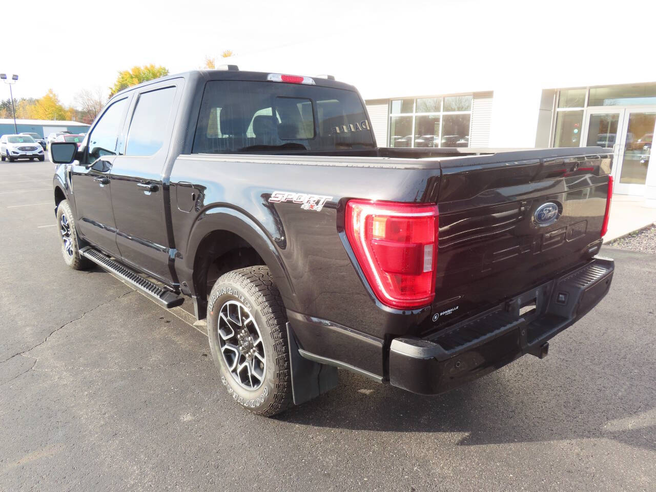 2021 Ford F-150 XLT photo 6