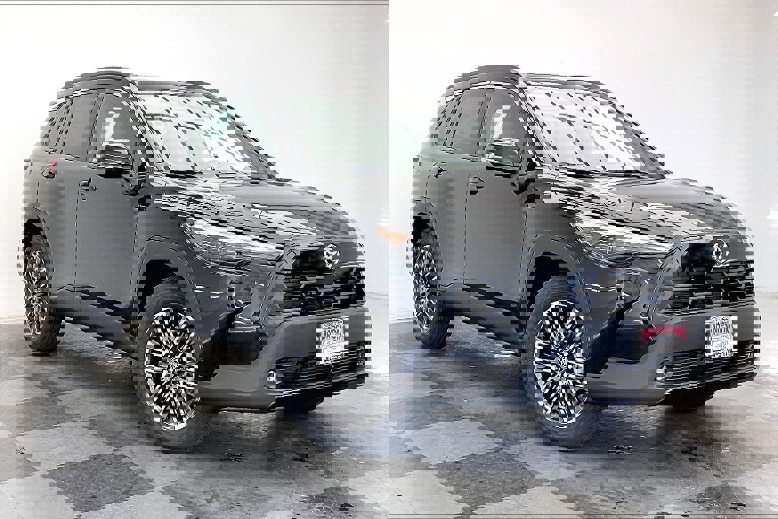 2026 Toyota Corolla Cross XLE's photo