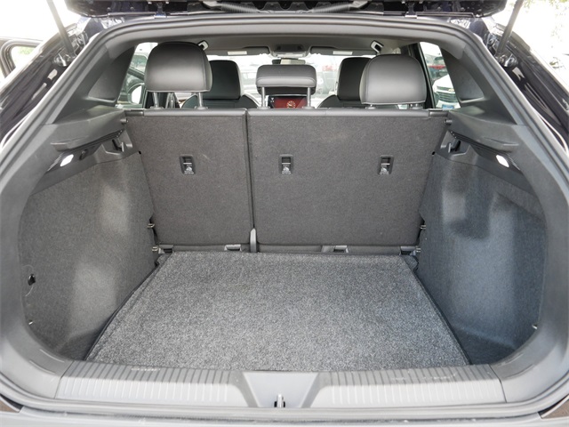 2024 Volkswagen ID.4 Standard photo 18