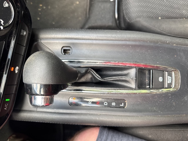 2018 Honda HR-V LX photo 22