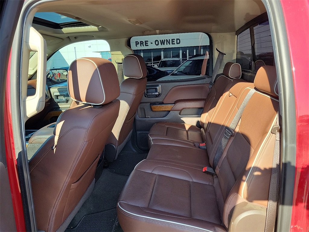2018 Chevrolet Silverado 1500 High Country photo 15