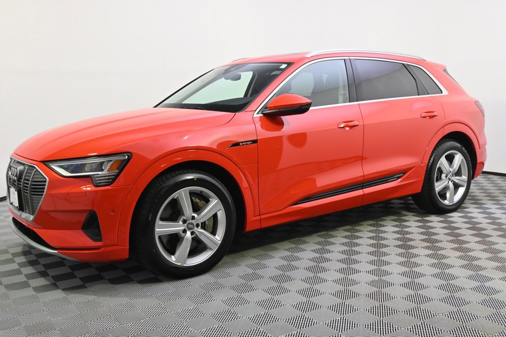 Used 2019 Audi e-tron Prestige with VIN WA1VABGE1KB016709 for sale in Minneapolis, Minnesota
