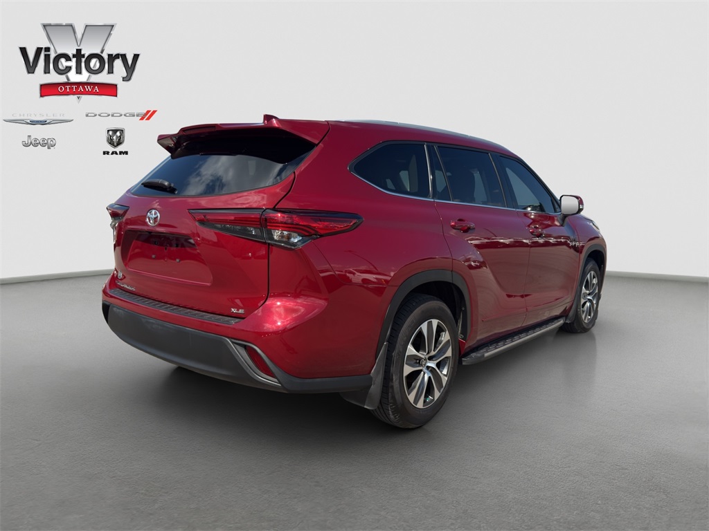 2022 Toyota Highlander XLE photo 6
