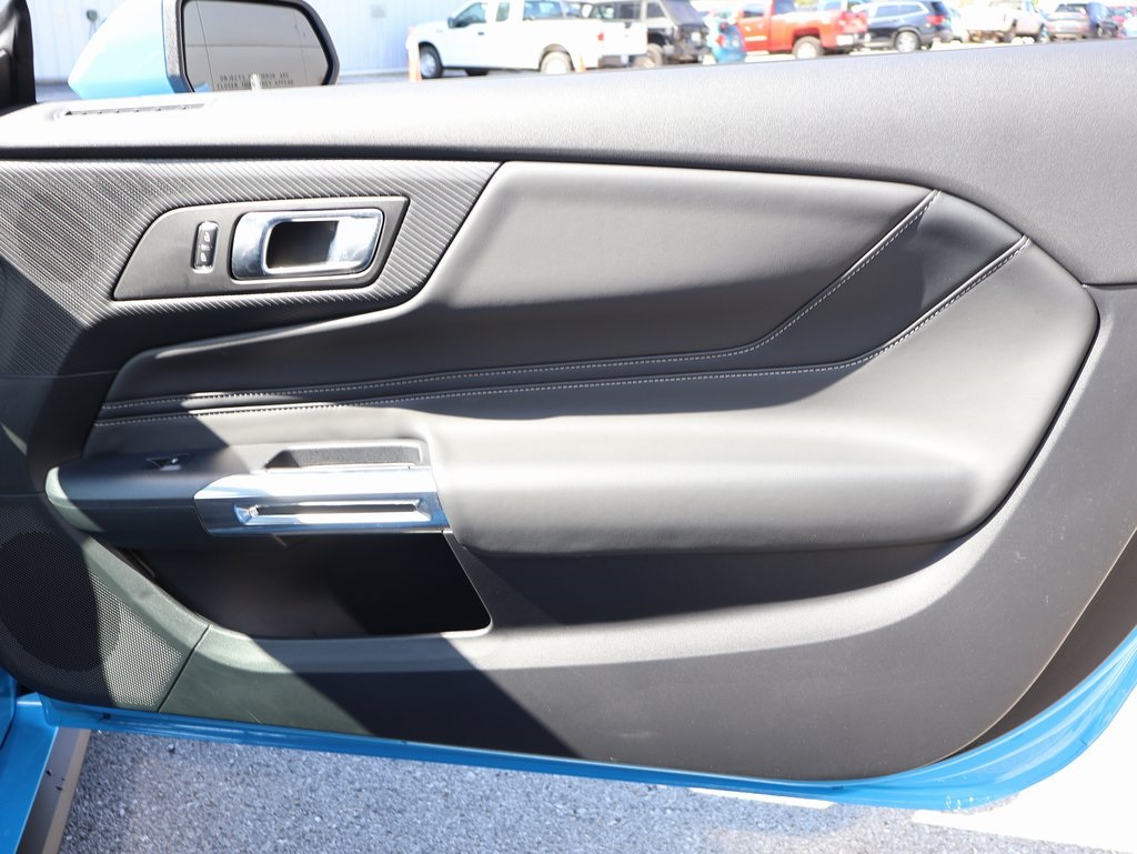 2024 Ford Mustang GT Premium photo 8
