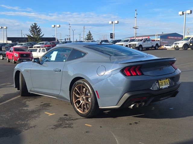 2025 Ford Mustang GT Premium photo 7